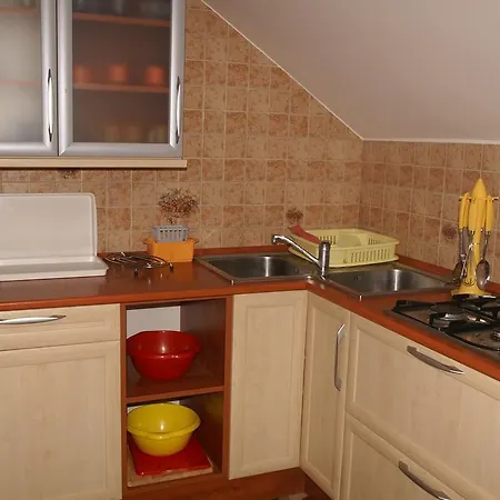 아파트 Apartment Balatonkeresztur 5 *