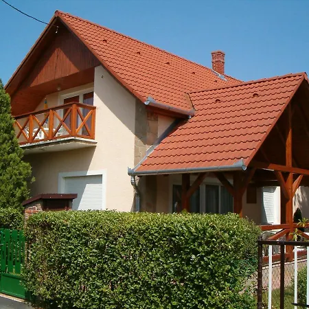 Apartment Balatonkeresztur 5 아파트 Balatonmáriafürdő